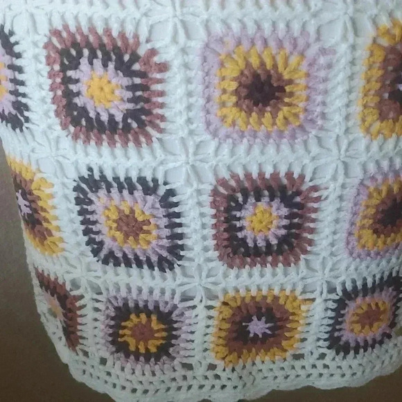 Crochet mini dress - Picture 3 of 10